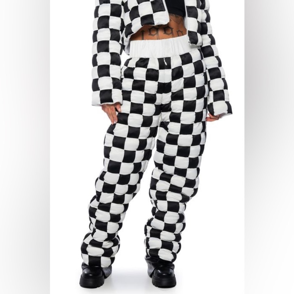 CHECKMATE WOVEN CROP BOMBER & JOGGER - Picture 6 of 11